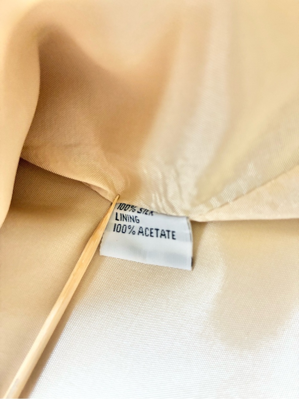 Talbots Classic Sheath Dress Retro Styling Cap Sleeve V-neckline Gold Size 2 - Picture 13 of 13